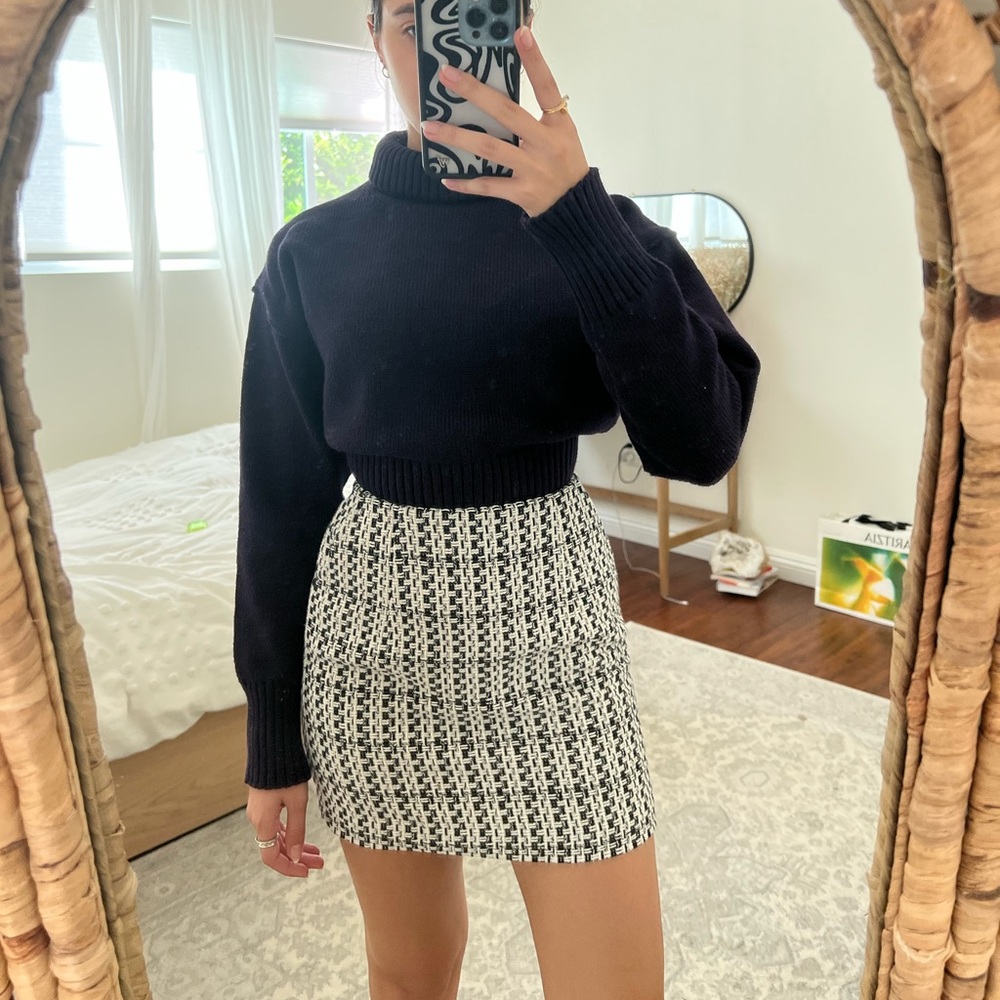 Dark Purple Club Monaco Turtle Neck